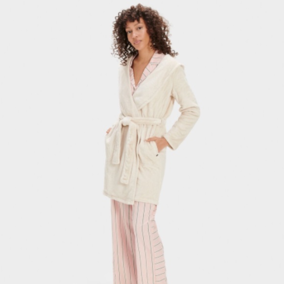 NWOT New UGG Miranda Robe M Soft Luxury Cream Beige Cozy Medium